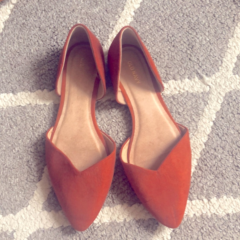 Burnt orange women’s pointed flats